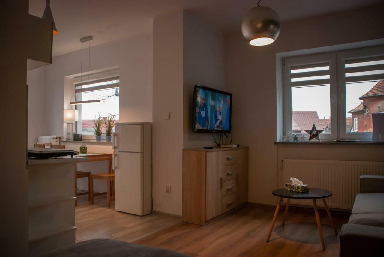 Noclegi "Boczna 5A" Apartamenty Goscinne Szczawno-Zdroj Buitenkant foto