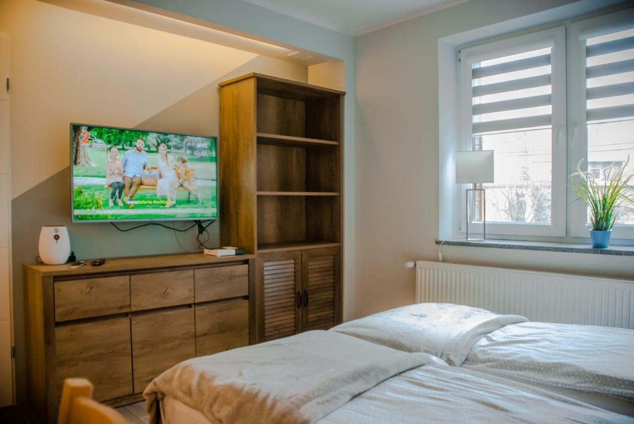Noclegi "Boczna 5A" Apartamenty Goscinne Szczawno-Zdroj Buitenkant foto