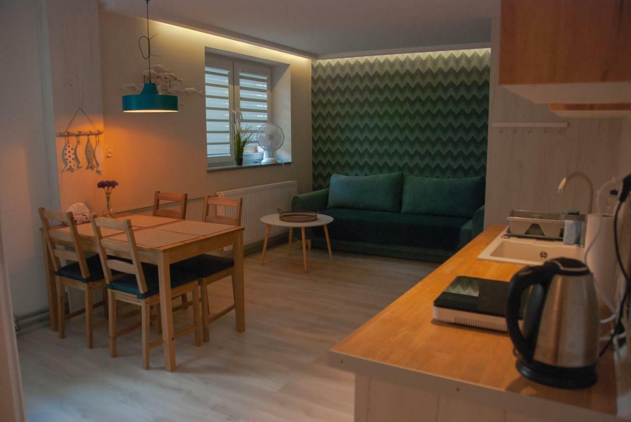 Noclegi "Boczna 5A" Apartamenty Goscinne Szczawno-Zdroj Buitenkant foto